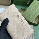GG  772640 14X18,5X3CM
