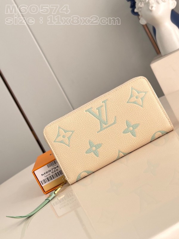LV  M69794 19.5 x 10.5 x 2.5cm