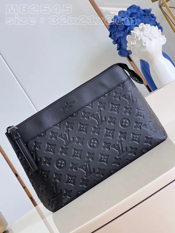 LV  M82545 32 x 21 x 8cm