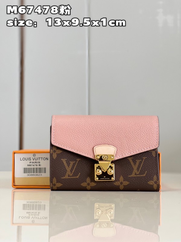 LV  M67478 13 x 9.3 x 1cm