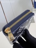 LV  M82483  11 x 8.5 x 2 cm