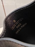 LV  M82748 10.2 x 7.3 x 0.3CM