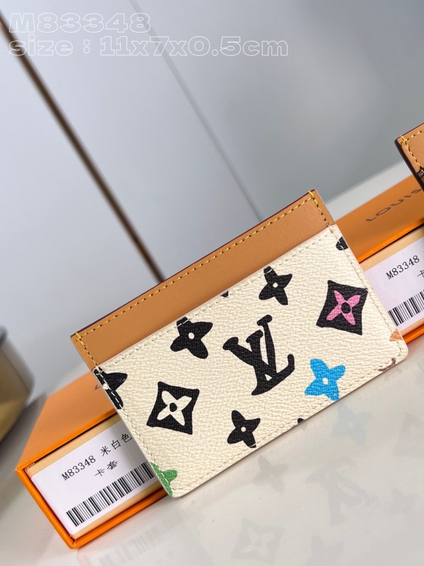 LV M83348 11 x 7 x 0.5CM