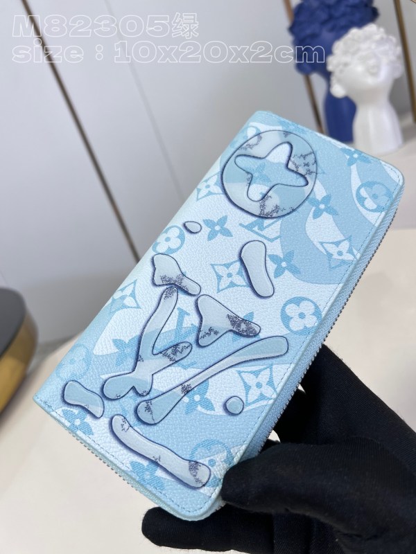 LV  M82305 10x20x2cm