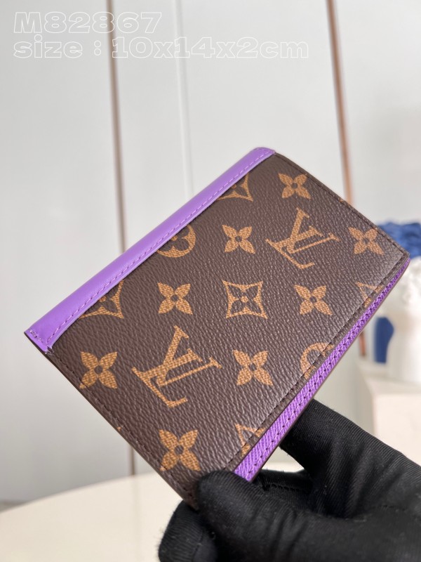 LV  M82867 M28268  10 x 14 x 2.5cm