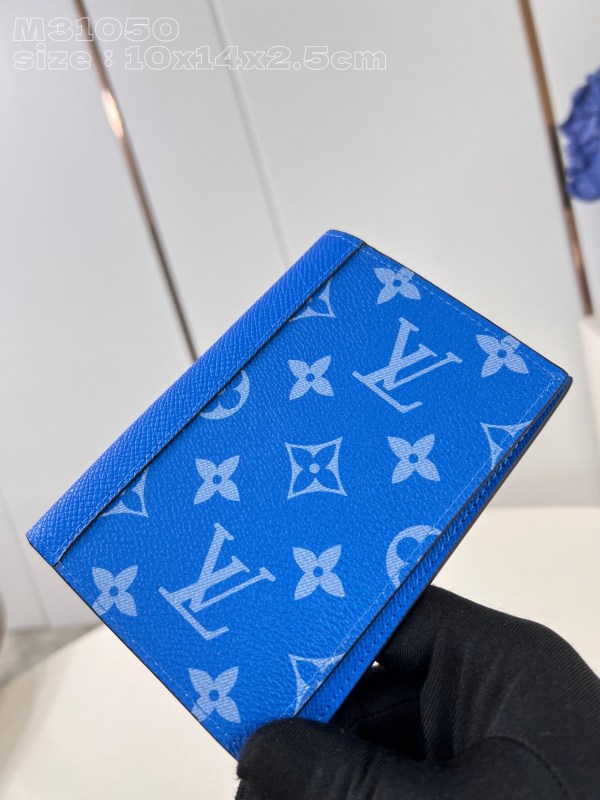 LV M31050蓝  10 x 14 x 2.5cm