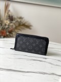 LV  M80558  19.5 x 10 x 2 cm