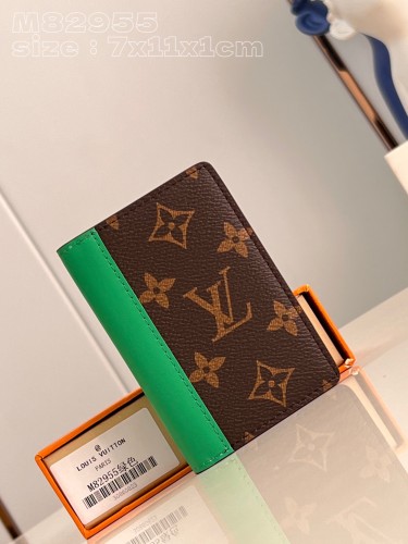 LV  M82955 7.5 x 11.1 x 1cm