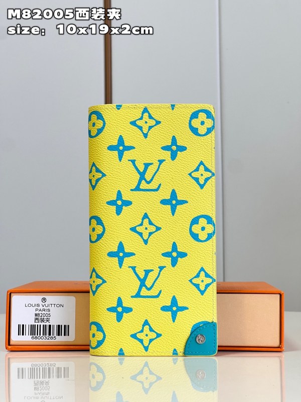LV  M82005 10 x 19 x 2cm