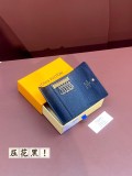LV  M64421  10x7cm