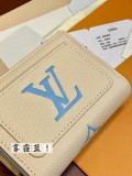 LV M80151 11x8.5x3.5cm
