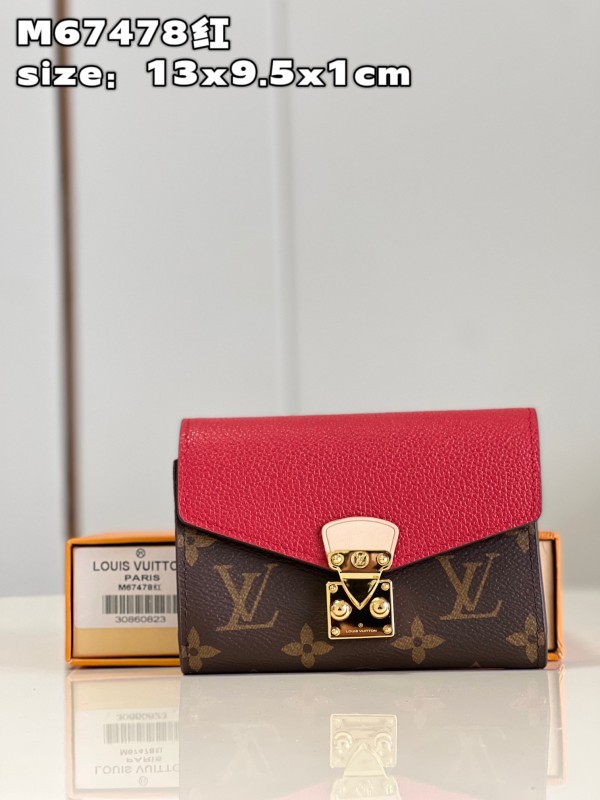 LV  M67478 13 x 9.3 x 1cm