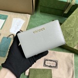 GG  772640 14X18,5X3CM