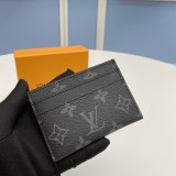LV  M621110 11x7cm