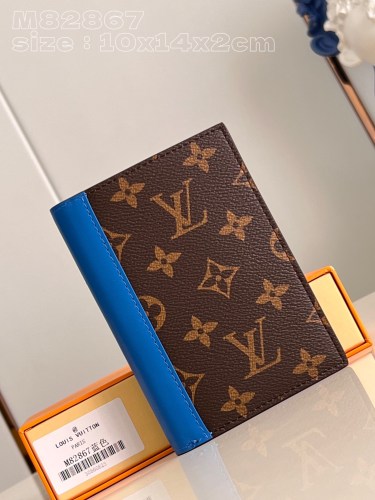 LV  M82867 M82865  10 x 14 x 2.5cm