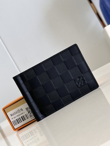 LV  M66543 11x8x1cm