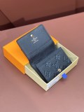 LV   M58456  10.5X8cm