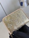 LV  M82483 11 x 8.5 x 2cm