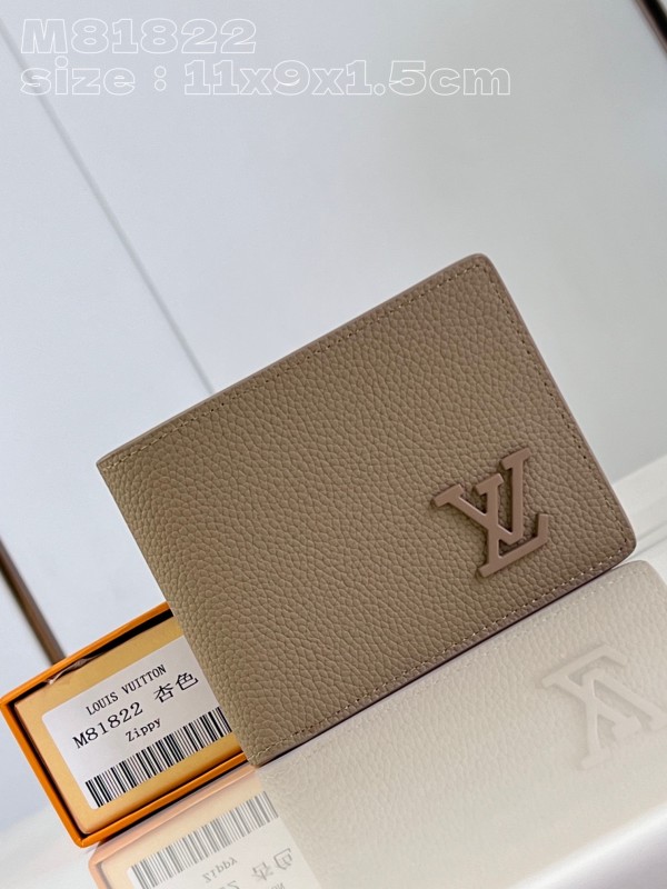 LV  M81822 11.5 x 9 x 1.5cm