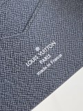 LV  M66543 11x8x1cm