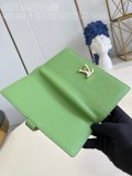 LV  M82512 10 x 19 x 1.7cm