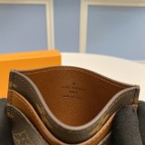 LV  M621110 11x7cm