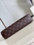 LV  M82543 32 x 21 x 8cm