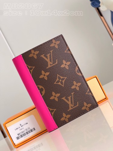 LV  M82867 M28268  10 x 14 x 2.5cm