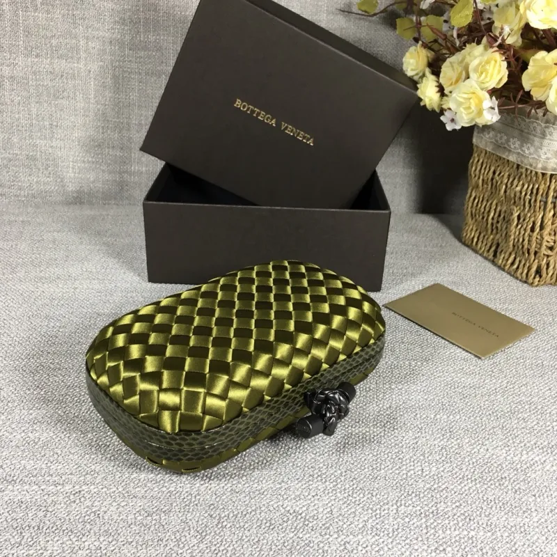 B.Veneta 2024' 8651 16.5cmx10.5cmx6cm