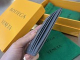 B.Veneta 2024' 731956 10x8x0.5cm