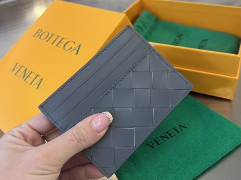 B.Veneta 2024' 731956 10x8x0.5cm