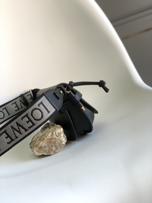 Loewe 61824 15x12,5x9cm Minigate