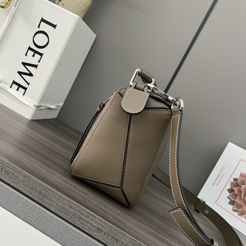 Loewe 261801 24x16x10,5cm Puzzle