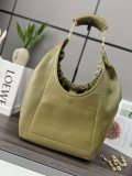 Loewe  652328  34x33x13,5cm Squeeze