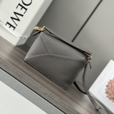 Loewe  062312  18x12,5x8cm Puzzle Edge