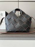 Loewe  062840 24x16x23cm Surplus Basket