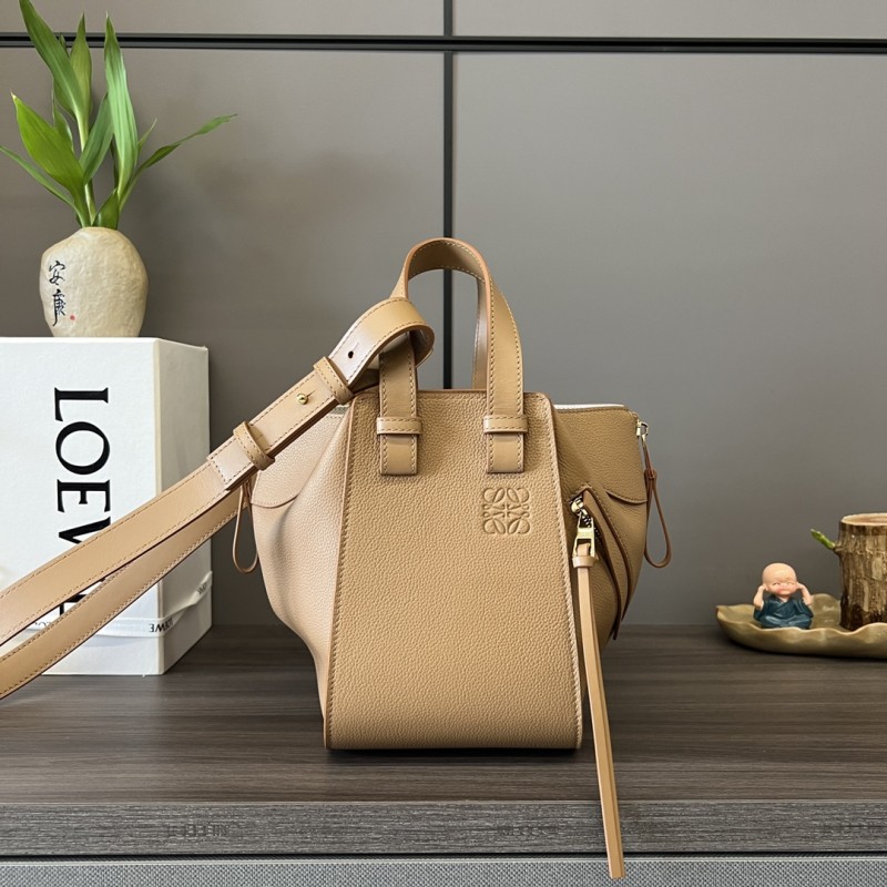 Loewe  652235  19,5x14,5x20,5cm Hammock