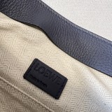 Loewe  11038 29,5x6,5x20,5cm T Pouch