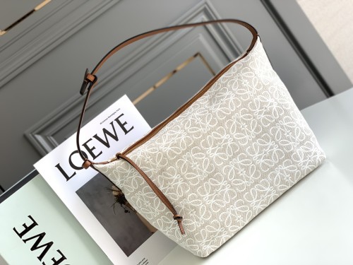 Loewe 062102 27x21x16,5cm Cubi