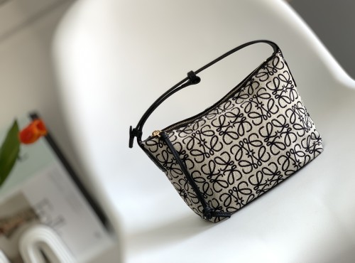 Loewe 052104 21x17x12,5cm Cubi