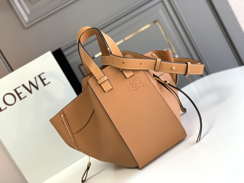 Loewe 062151 29x26x14cm Hammock