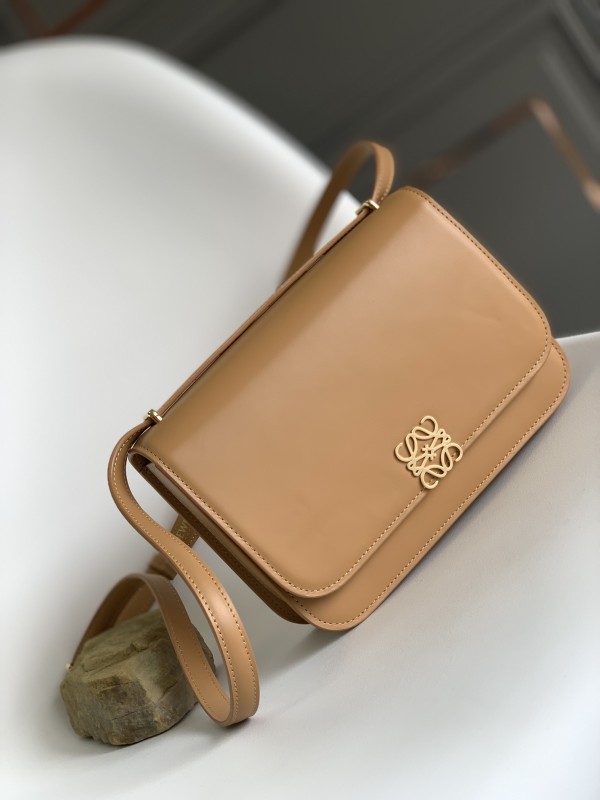 Loewe 012121 22,5x16,5x6,5cm Goya
