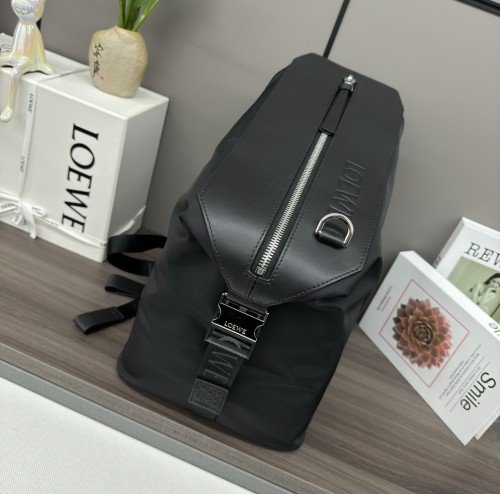 Loewe  10235 24x41x16cm