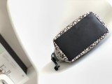Loewe 052104 21x17x12,5cm Cubi
