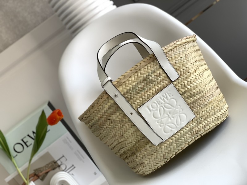 Loewe  10128 40x26,5x16cm