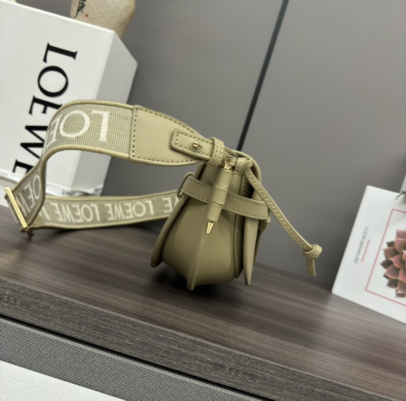 Loewe 61824  15x12,5x9,5cm Minigate Dual