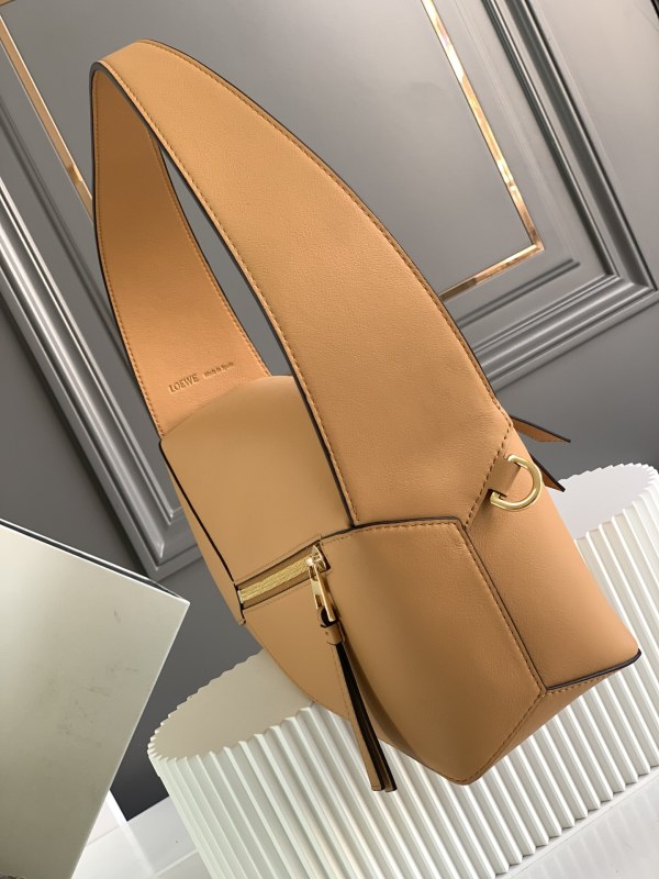 Loewe  060688 28.5x10.5x5.5cm Puzzle Hobo