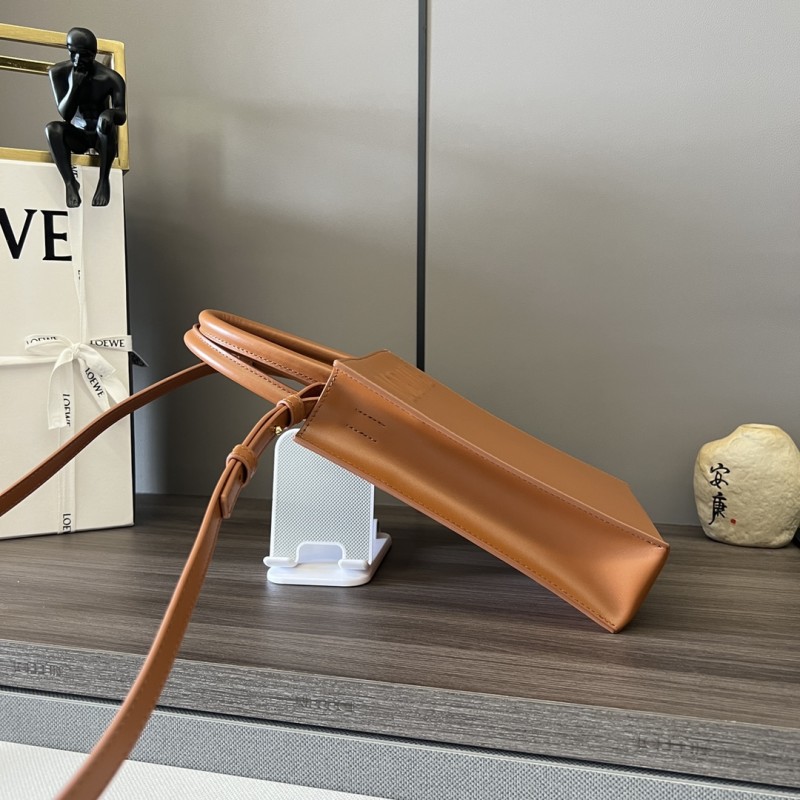 Loewe  652307 21x17x6cm A5 tote
