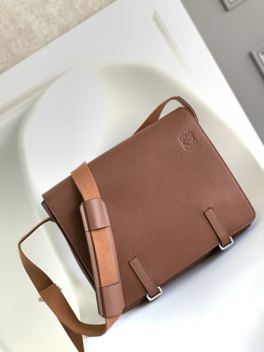Loewe 11360 33x25x10cm