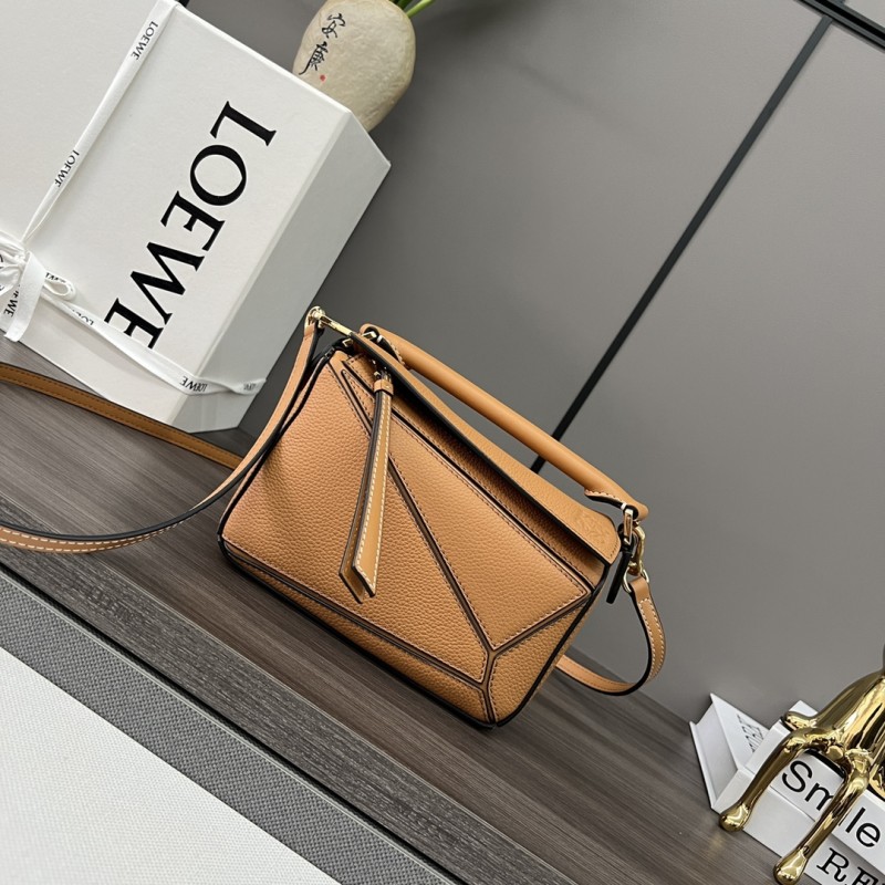 Loewe  061838 18x12.5x8cm  Puzzle Mini